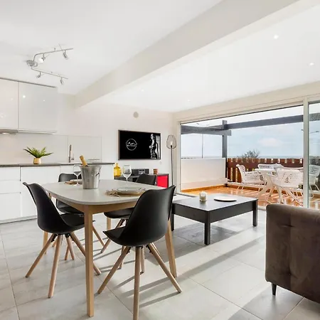 Villa Aphrodite - Vue Mer - Terrasse - Parking - Climatisation - Village Naturiste