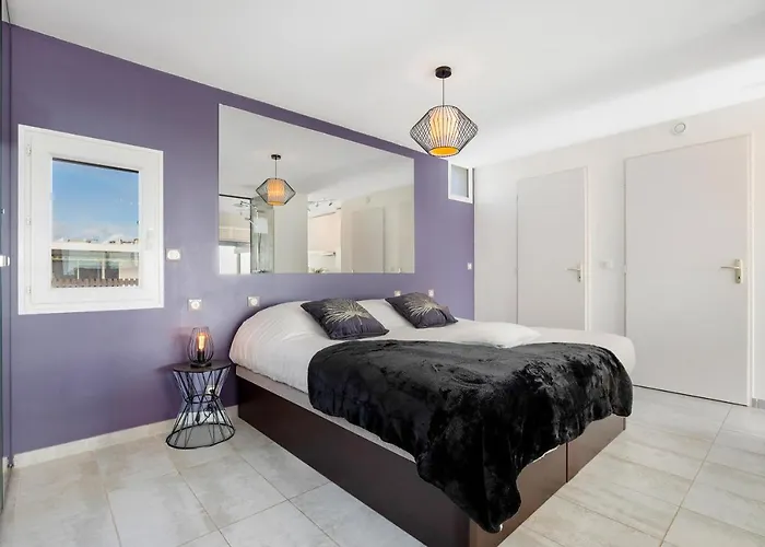 Villa Aphrodite - Vue Mer - Terrasse - Parking - Climatisation - Village Naturiste *